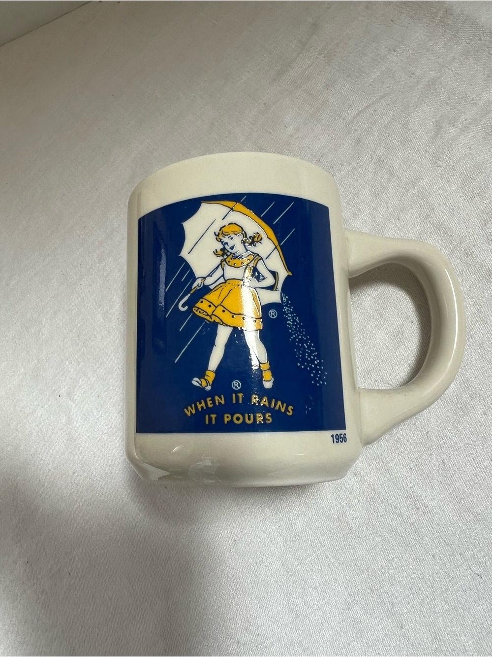 Morton Salt Coffee Cup Mugs (3) 1914 1921 1956 When It Rains It Pours Umbrella - Picture 8 of 10